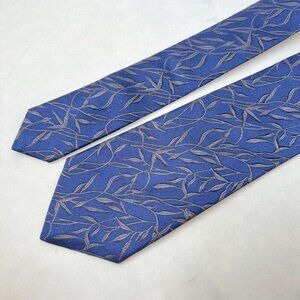 Lanvin Paris 100% Silk Tie – Blue /silver Leaf Pattern